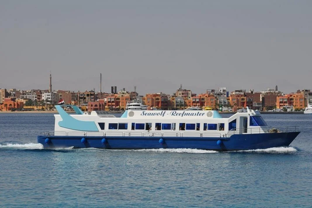 sea wolf semi submarine in hurghada - Image 2