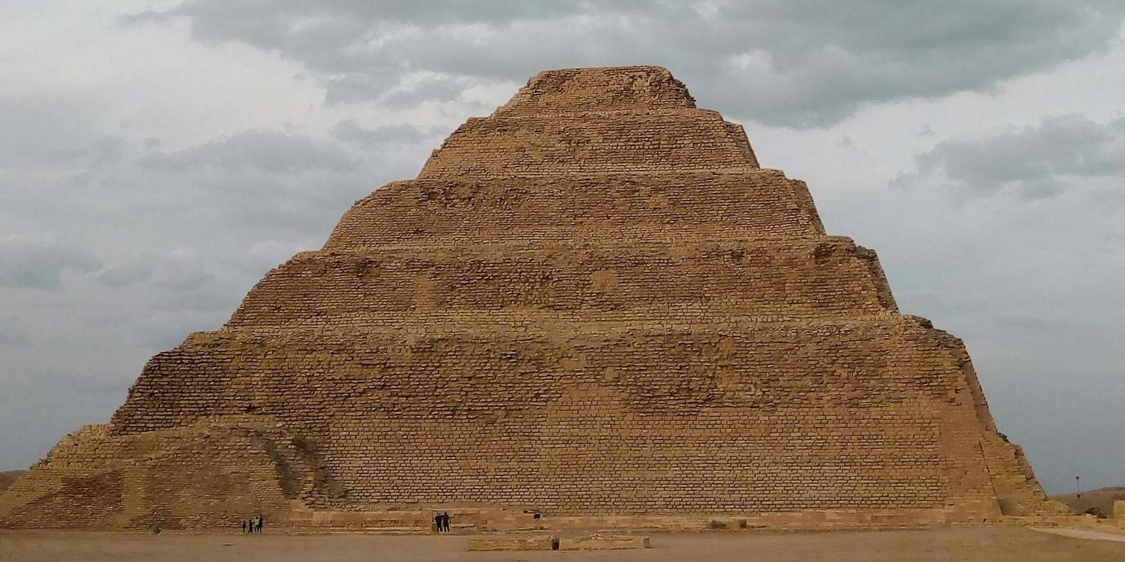 Cairo: Pyramids, Memphis, Saqqara & Dahshur