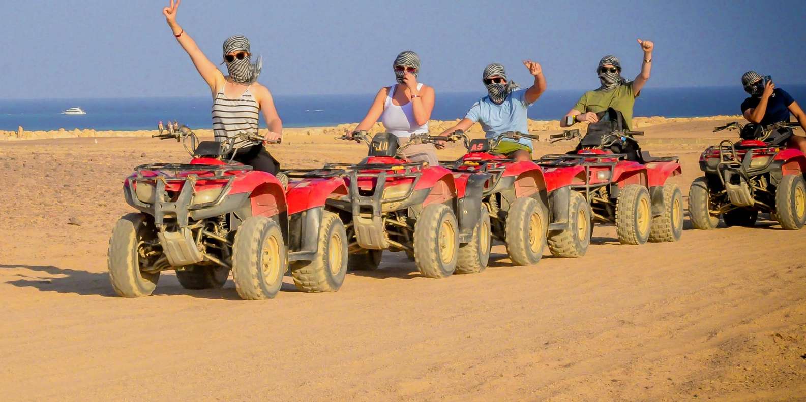 Hurghada: ATV Safari Tour with Camel Ride