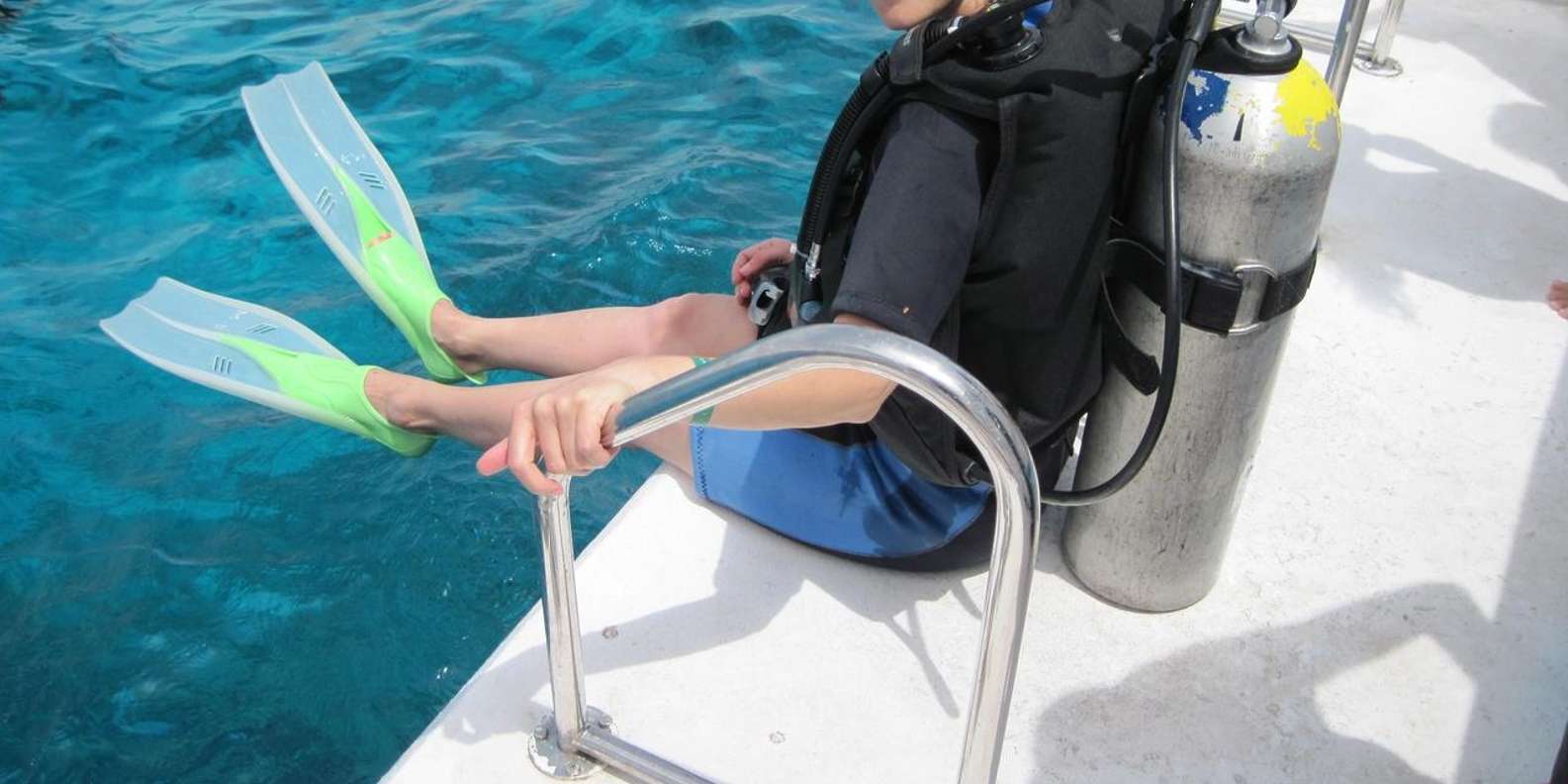 Hurghada: Beginner Diving Trip with Lunch, Transfer & Gear