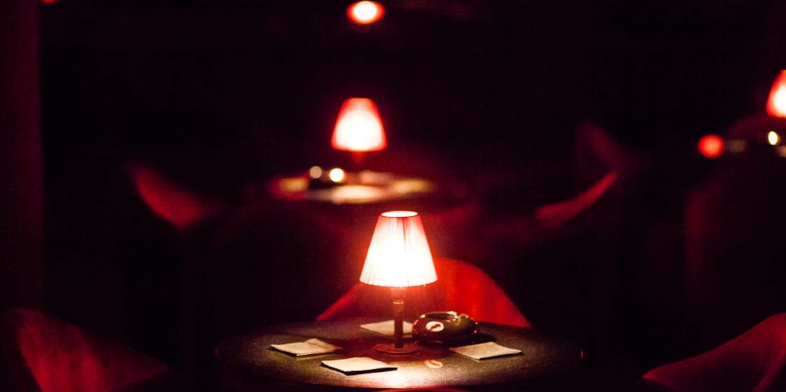 Hurghada: Naz Cabaret Ticket with Beverages