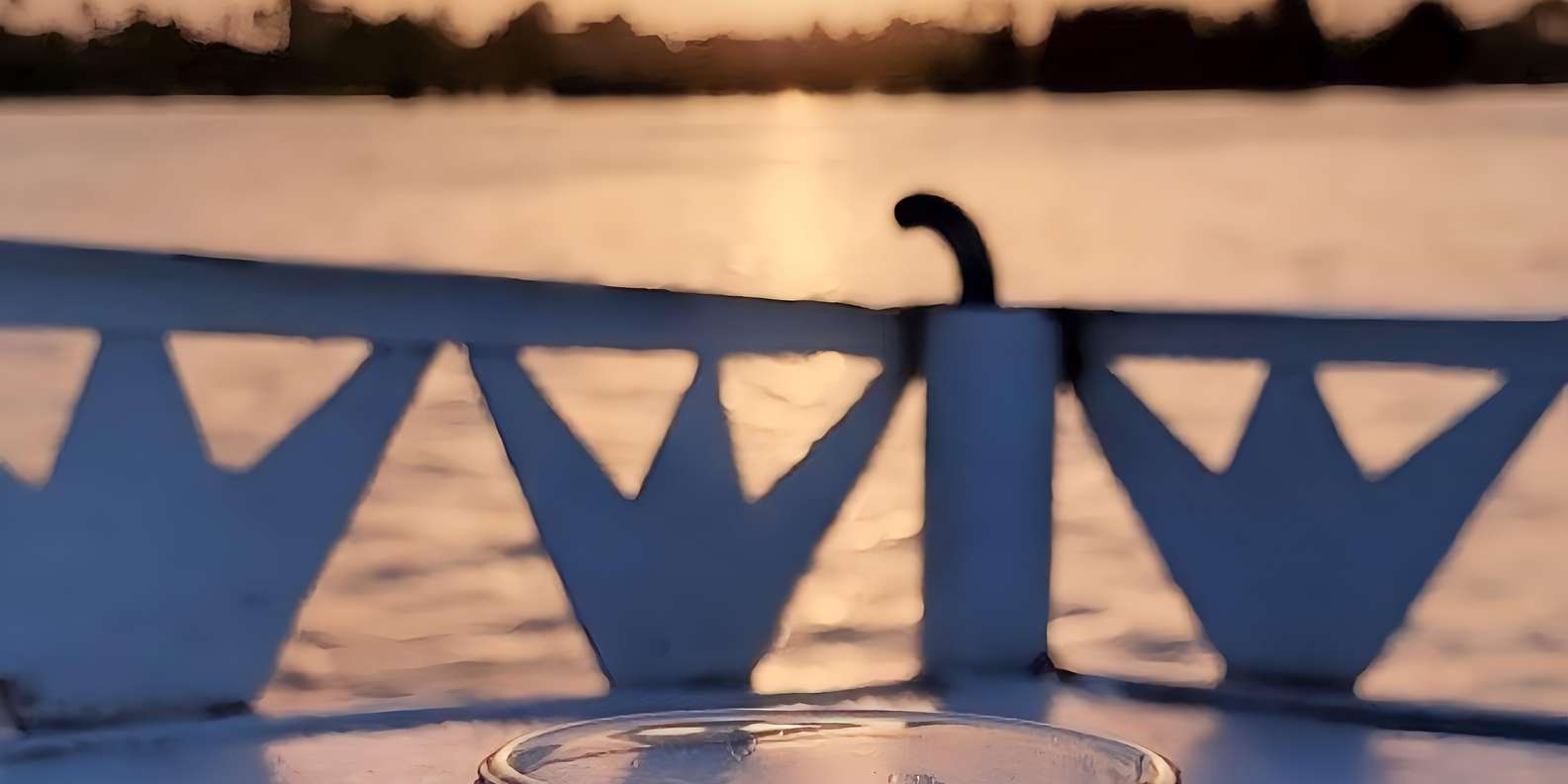 Luxor: Nile River Private Sunset Felucca Ride