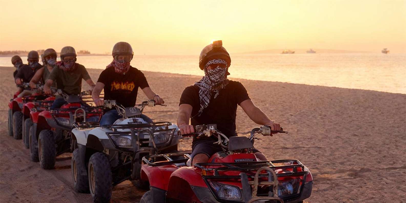 Hurghada: Desert Quad, Camel Ride, Dinner & Stargazing